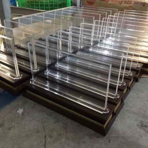 Biển chức danh mica đế gỗ không ốc 15 một số hình ảnh sản xuất tại xưởng