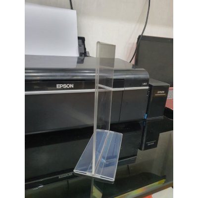 Menu mica chữ T đế trong