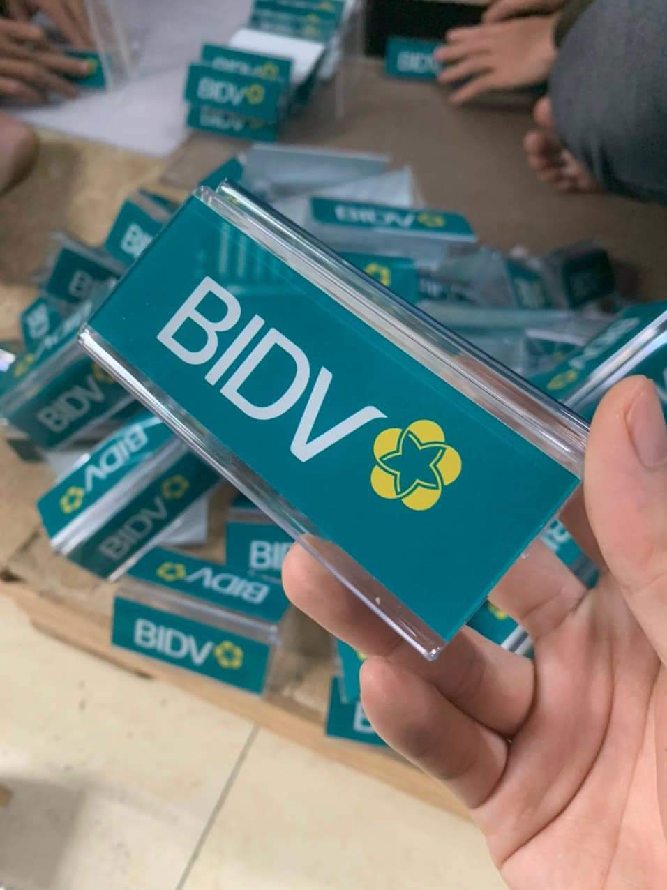Menu mica để bàn Ngân hàng BIDV - Đẳng cấp và chuyên nghiệp 16 Menu mica để bàn Ngân hàng BIDV - Đẳng cấp và chuyên nghiệp - Ảnh 10
