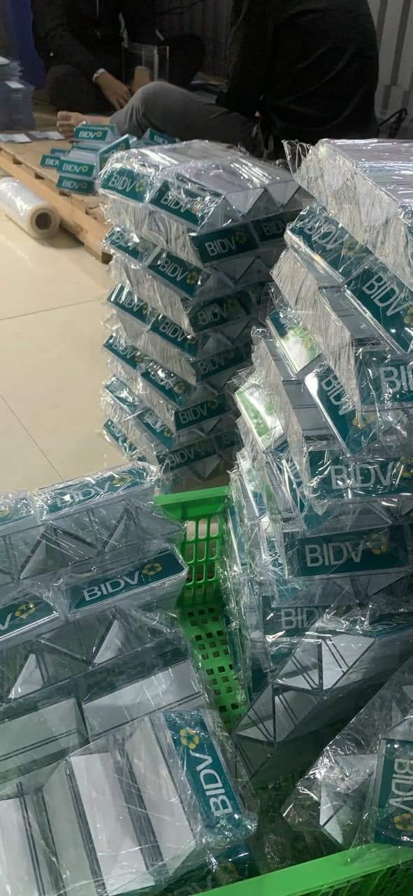Menu mica để bàn Ngân hàng BIDV - Đẳng cấp và chuyên nghiệp 15 Menu mica để bàn Ngân hàng BIDV - Đẳng cấp và chuyên nghiệp - Ảnh 9