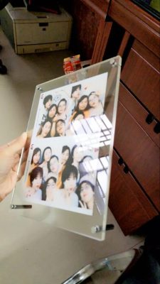 Khung ảnh mica để bàn 35 khung anh mica de ban trong suot 7