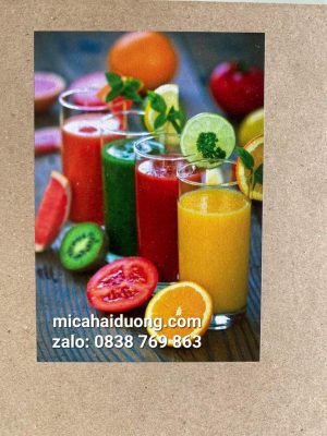 in UV lên trên mica và in trên mọi chất liệu